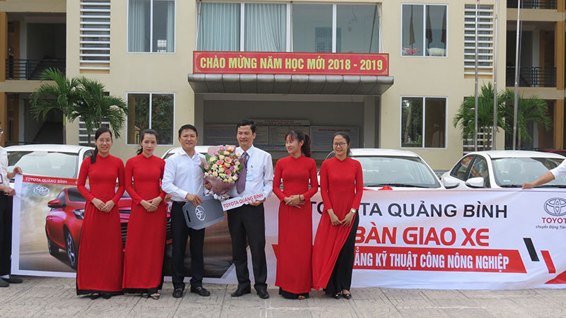 Lễ khai giảng lớp lái xe hạng B1 số tự động
