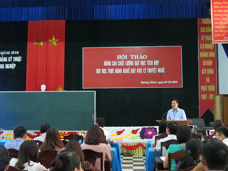 Hội thảo nâng cao chất lượng dạy học tích hợp, dạy học lý thuyết nghề, dạy học thực hành nghề.