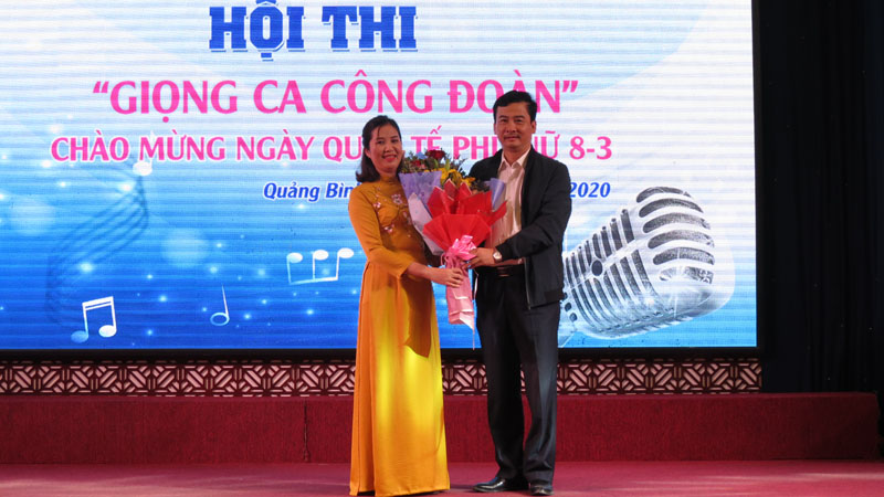 Hội thi “Giọng ca Công đoàn” chào mừng kỷ niệm ngày Quốc tế phụ nữ 8/3