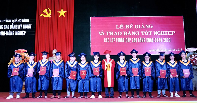 THÔNG BÁO GIẢM HỌC PHÍ CHO HỌC SINH, SINH VIÊN