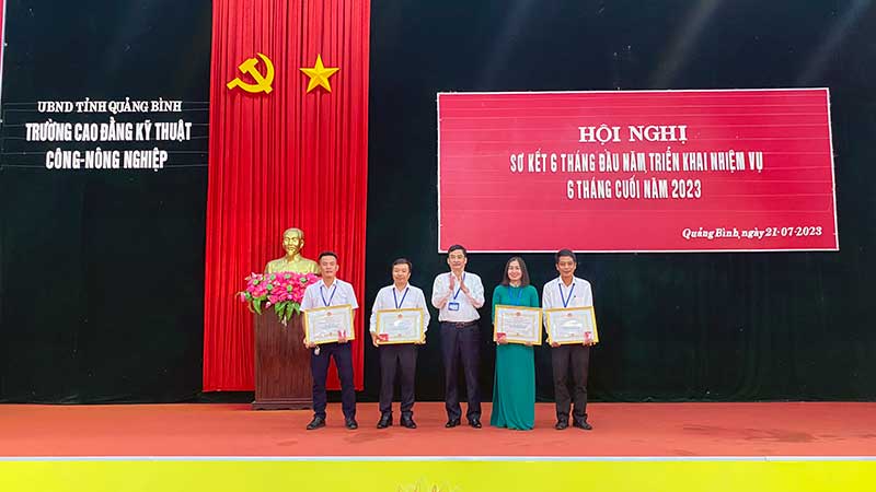 Hội nghi sơ kết 6 tháng đầu năm và triển khai nhiệm vụ 6 tháng cuối năm 2023