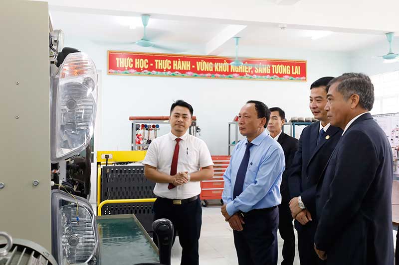Trường Cao đẳng Kỹ thuật Công - Nông nghiệp Quảng Bình khai giảng năm học mới 2023 - 2024