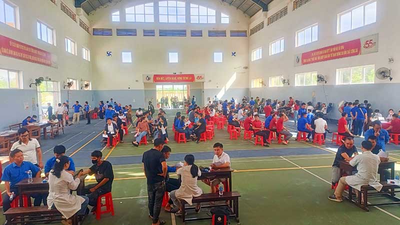 Ngày Hội hiến máu tình nguyện tại Trường Cao đẳng Kỹ thuật Công - Nông Nghiệp Quảng Bình