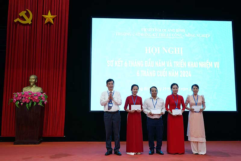 Hội nghị sơ kết 6 tháng đầu năm và triển khai nhiệm vụ 6 tháng cuối năm 2024
