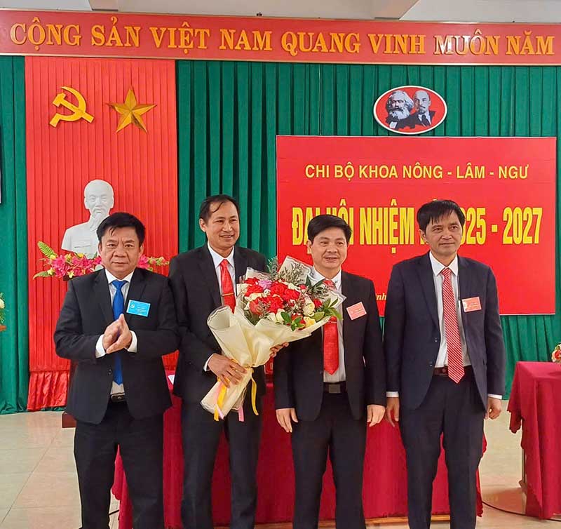 Đại hội Chi bộ Khoa Nông - Lâm - Ngư, nhiệm kỳ 2025 - 2027