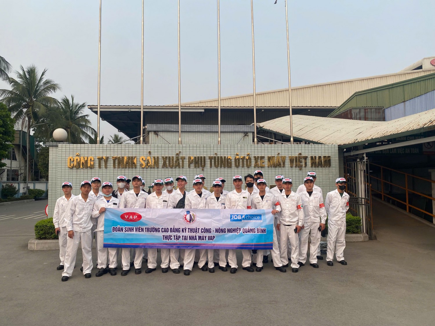 HỌC SINH, SINH VIÊN NHÀ TRƯỜNG ĐI THỰC TẬP DOANH NGHIỆP