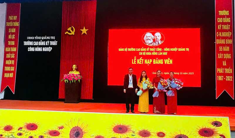Lễ Kết nạp Đảng viên năm 2025